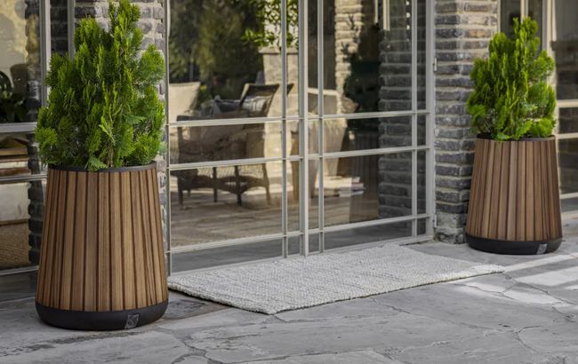 Signature Conical Planter - Rosewood Brown