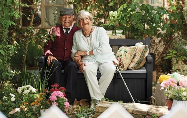 Solana 70 Gallon Outdoor Storage Bench - Grey