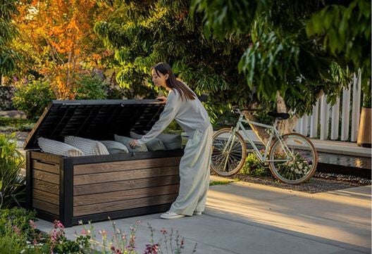 Signature 165 Gallon Deck Box - Walnut Brown