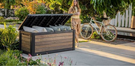 Signature 165 Gallon Deck Box - Walnut Brown