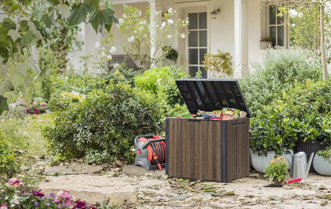 Signature 30 Gallon Deck Box - Walnut Brown