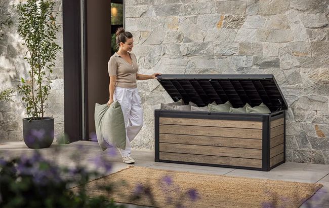 Signature 150 Gallon Deck Box - Ashwood Brown