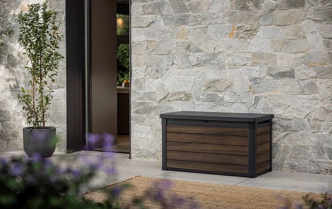 Signature 100 Gallon Deck Box - Rosewood Brown