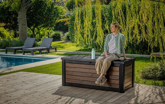 Signature 165 Gallon Deck Box - Walnut Brown