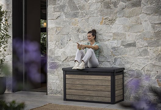 Signature 100 Gallon Deck Box - Ashwood Brown